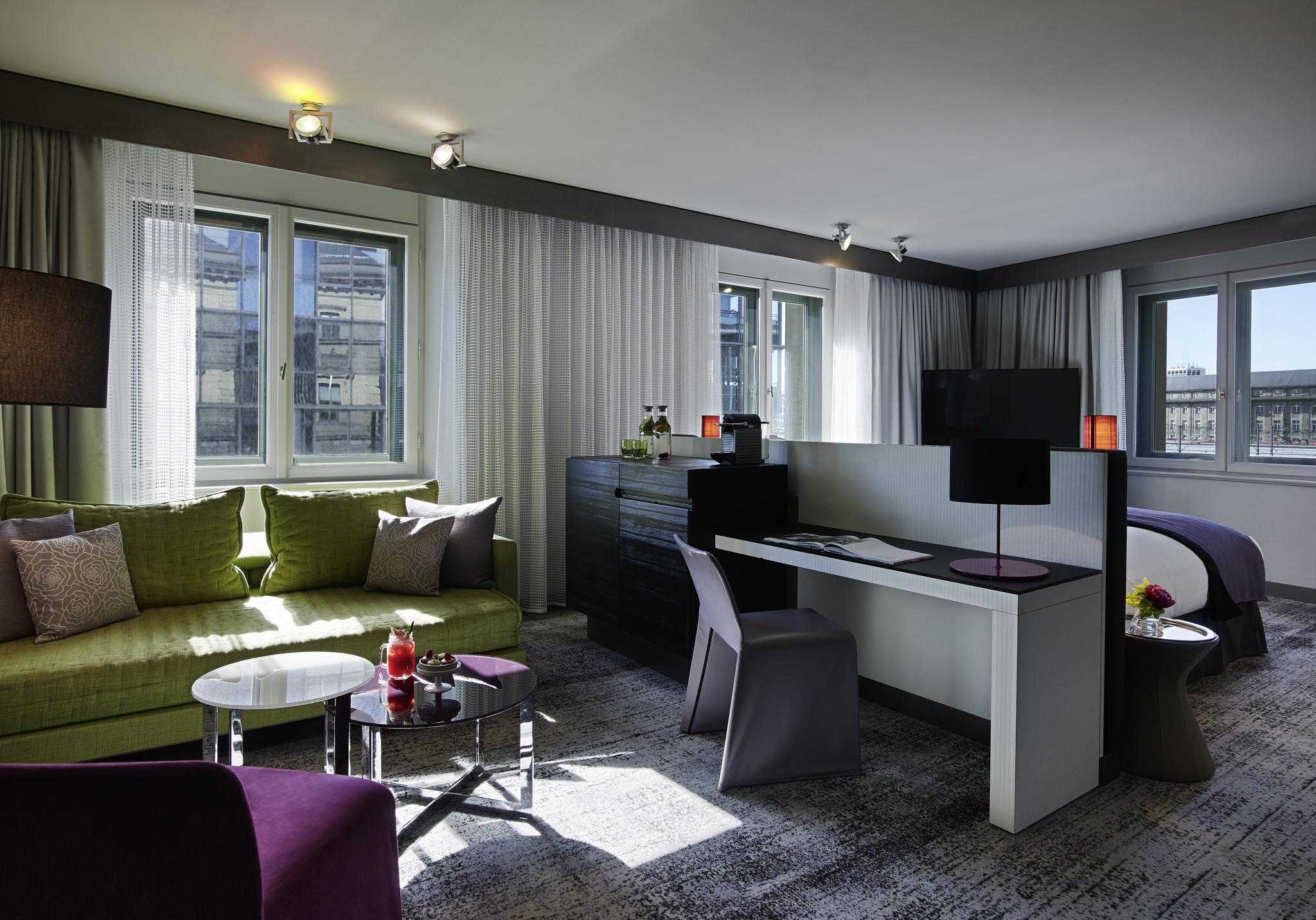 Sofitel Munich Bayerpost Hotell Eksteriør bilde Suite at the Hotel