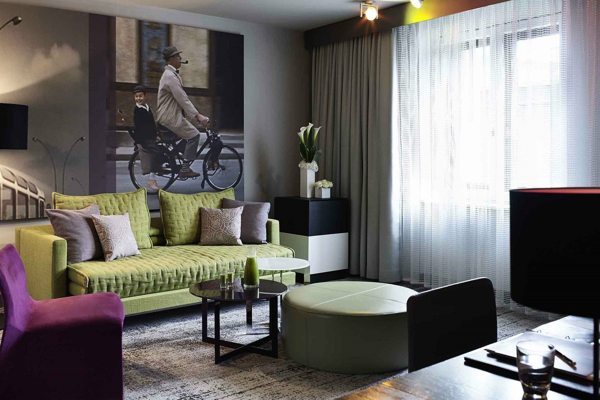 Sofitel Munich Bayerpost Hotell Eksteriør bilde A living room
